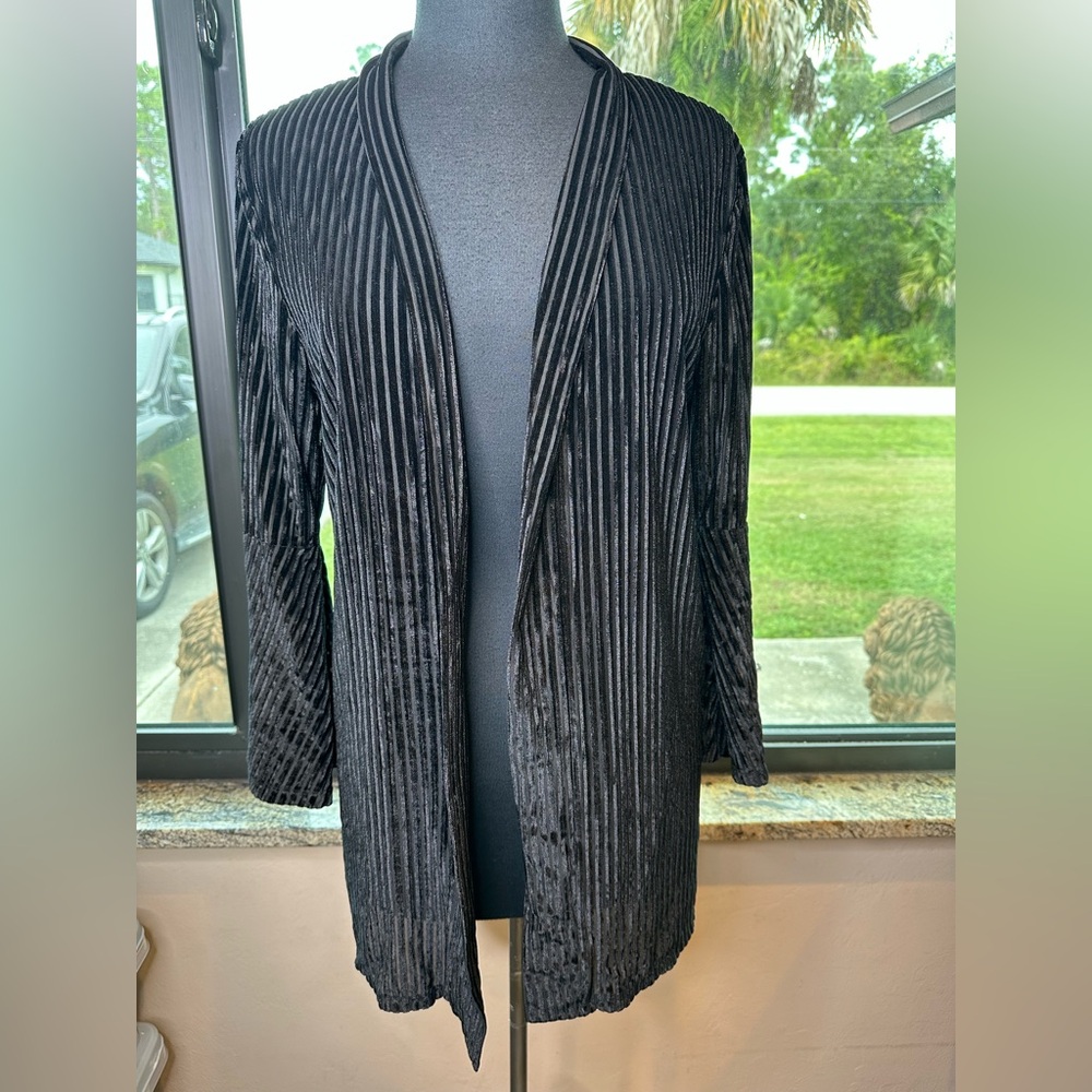 Isela Black Textured Stripes Velour Open Cardigan Size Medium NEW